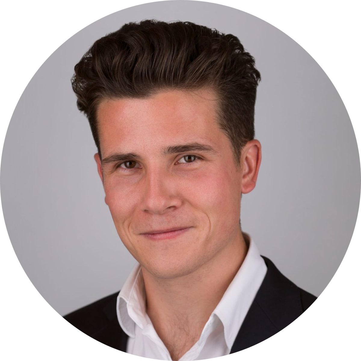 Daniel Robinson headshot